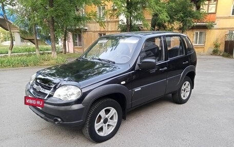 Chevrolet Niva I рестайлинг, 2011 год, 480 000 рублей, 4 фотография