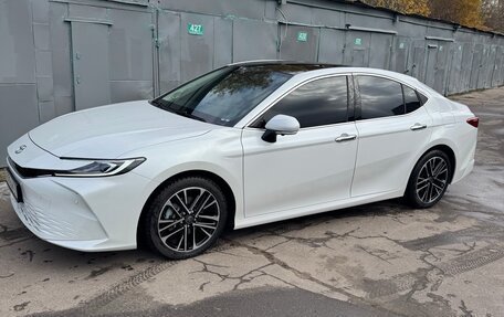 Toyota Camry, 2024 год, 5 200 000 рублей, 4 фотография