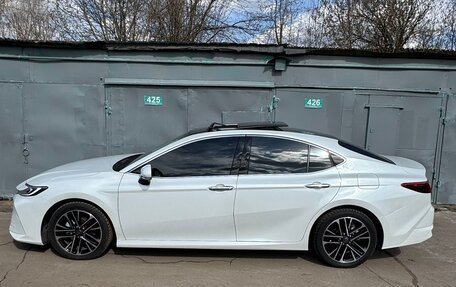 Toyota Camry, 2024 год, 5 200 000 рублей, 14 фотография