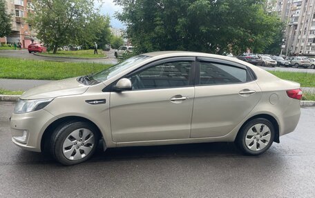 KIA Rio III рестайлинг, 2013 год, 750 000 рублей, 2 фотография