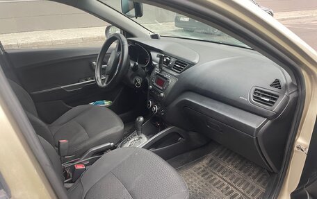 KIA Rio III рестайлинг, 2013 год, 750 000 рублей, 6 фотография