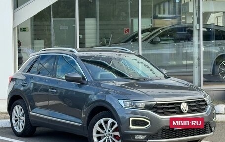 Volkswagen T-Roc I, 2019 год, 2 290 000 рублей, 3 фотография