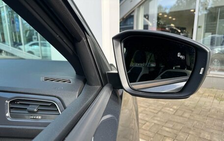 Volkswagen T-Roc I, 2019 год, 2 290 000 рублей, 23 фотография
