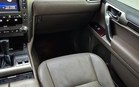 Lexus GX II, 2016 год, 4 440 000 рублей, 17 фотография