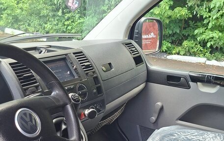 Volkswagen Transporter T5 рестайлинг, 2005 год, 950 000 рублей, 5 фотография
