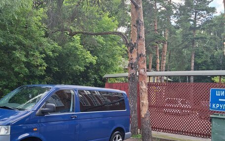 Volkswagen Transporter T5 рестайлинг, 2005 год, 950 000 рублей, 33 фотография