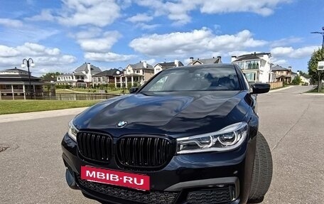 BMW 7 серия, 2018 год, 3 500 000 рублей, 2 фотография