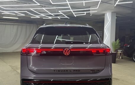 Volkswagen Tiguan, 2026 год, 4 700 000 рублей, 10 фотография