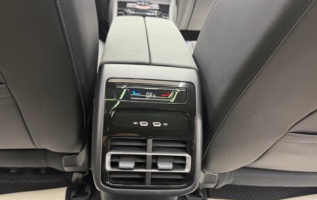 Volkswagen Tiguan, 2026 год, 4 700 000 рублей, 24 фотография