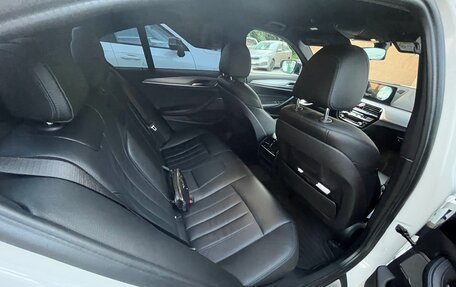 BMW 5 серия, 2018 год, 3 150 000 рублей, 16 фотография