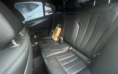 BMW 5 серия, 2018 год, 3 150 000 рублей, 23 фотография