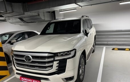 Toyota Land Cruiser, 2022 год, 10 650 000 рублей, 2 фотография