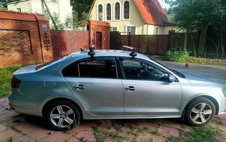 Volkswagen Jetta VI, 2015 год, 930 000 рублей, 2 фотография