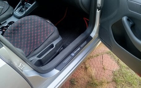 Volkswagen Jetta VI, 2015 год, 930 000 рублей, 3 фотография