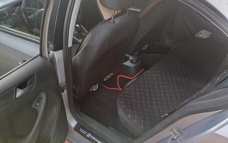 Volkswagen Jetta VI, 2015 год, 930 000 рублей, 7 фотография