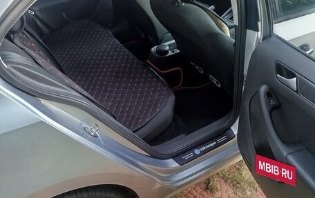 Volkswagen Jetta VI, 2015 год, 930 000 рублей, 4 фотография
