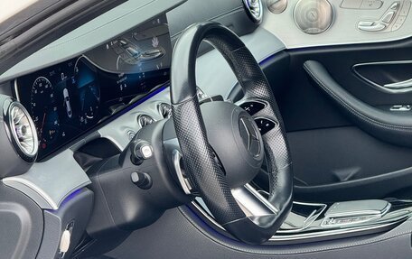 Mercedes-Benz E-Класс, 2021 год, 4 700 000 рублей, 12 фотография