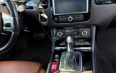 Volkswagen Touareg III, 2013 год, 2 650 000 рублей, 17 фотография