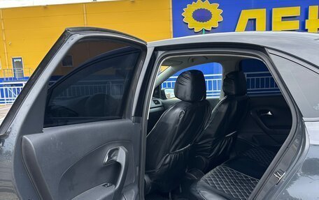 Volkswagen Polo VI (EU Market), 2012 год, 750 000 рублей, 5 фотография