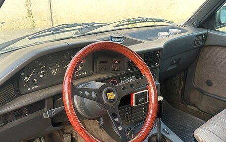 BMW 5 серия, 1987 год, 239 999 рублей, 8 фотография