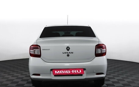 Renault Logan II, 2018 год, 800 000 рублей, 7 фотография