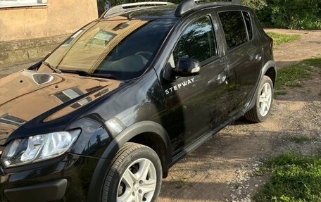Renault Sandero II рестайлинг, 2016 год, 1 100 000 рублей, 1 фотография