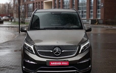 Mercedes-Benz V-Класс, 2018 год, 5 200 000 рублей, 1 фотография