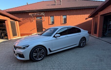BMW 7 серия, 2019 год, 8 000 000 рублей, 2 фотография