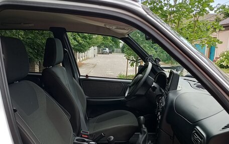 Chevrolet Niva I рестайлинг, 2019 год, 1 200 000 рублей, 6 фотография