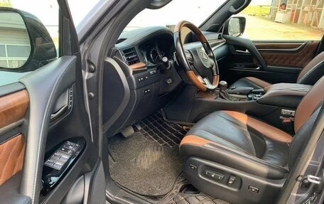 Lexus LX III, 2017 год, 6 500 000 рублей, 2 фотография