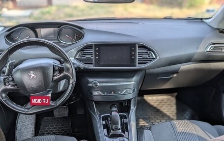 Peugeot 308 II, 2019 год, 1 270 000 рублей, 17 фотография