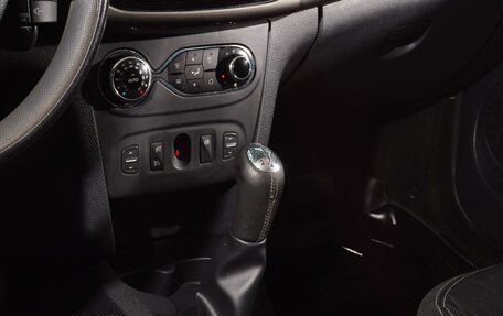 Renault Sandero II рестайлинг, 2015 год, 799 000 рублей, 16 фотография