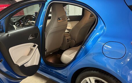 Mercedes-Benz A-Класс, 2015 год, 1 690 000 рублей, 8 фотография