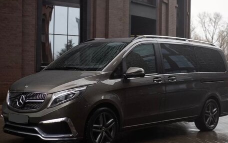 Mercedes-Benz V-Класс, 2018 год, 5 200 000 рублей, 5 фотография