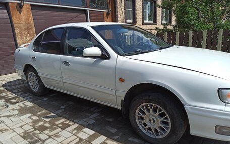 Nissan Maxima IV, 1995 год, 450 000 рублей, 9 фотография