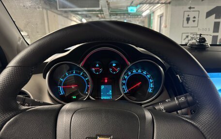 Chevrolet Cruze II, 2013 год, 895 000 рублей, 10 фотография