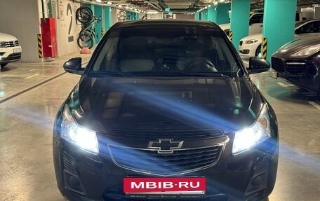 Chevrolet Cruze II, 2013 год, 895 000 рублей, 2 фотография