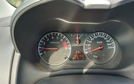 Nissan Note II рестайлинг, 2013 год, 880 000 рублей, 32 фотография