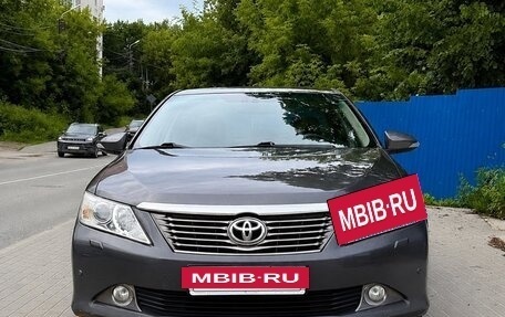 Toyota Camry, 2013 год, 1 345 000 рублей, 3 фотография