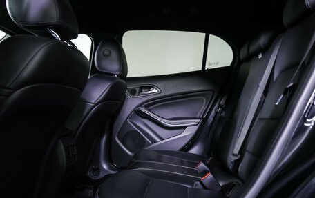 Mercedes-Benz GLA, 2015 год, 1 850 000 рублей, 12 фотография