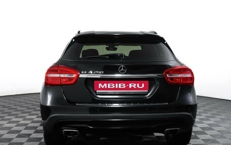 Mercedes-Benz GLA, 2015 год, 1 850 000 рублей, 7 фотография