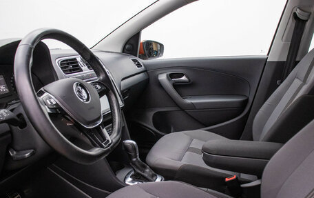 Volkswagen Polo VI (EU Market), 2016 год, 990 000 рублей, 11 фотография