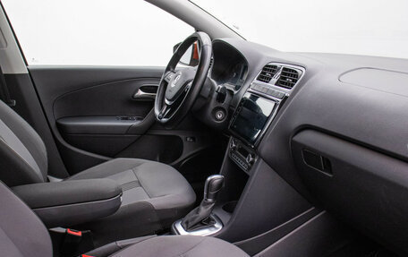 Volkswagen Polo VI (EU Market), 2016 год, 990 000 рублей, 10 фотография