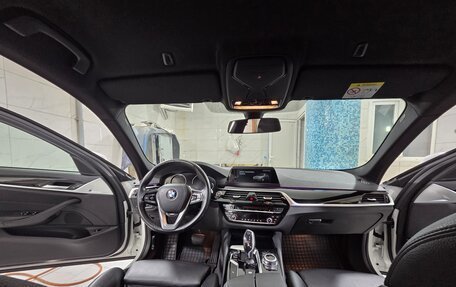 BMW 5 серия, 2017 год, 2 800 000 рублей, 4 фотография