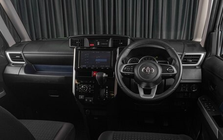 Toyota Roomy I, 2021 год, 1 449 000 рублей, 6 фотография