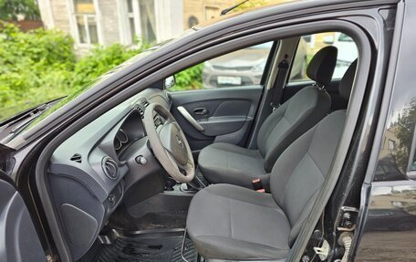 Renault Logan II, 2018 год, 670 000 рублей, 11 фотография