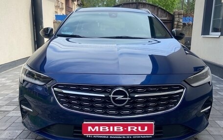 Opel Insignia II рестайлинг, 2022 год, 1 950 000 рублей, 1 фотография