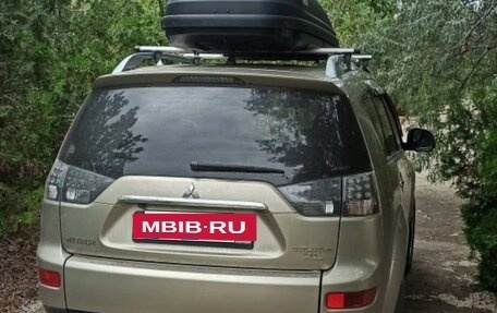 Mitsubishi Outlander III рестайлинг 3, 2008 год, 1 050 000 рублей, 3 фотография