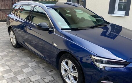Opel Insignia II рестайлинг, 2022 год, 1 950 000 рублей, 2 фотография