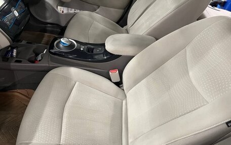 Nissan Leaf I, 2011 год, 700 000 рублей, 6 фотография